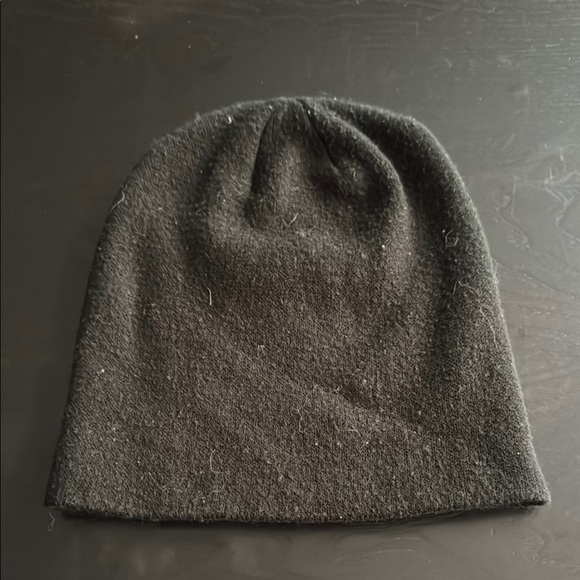 Coal Black Beanie - Unisex - Picture 2 of 4